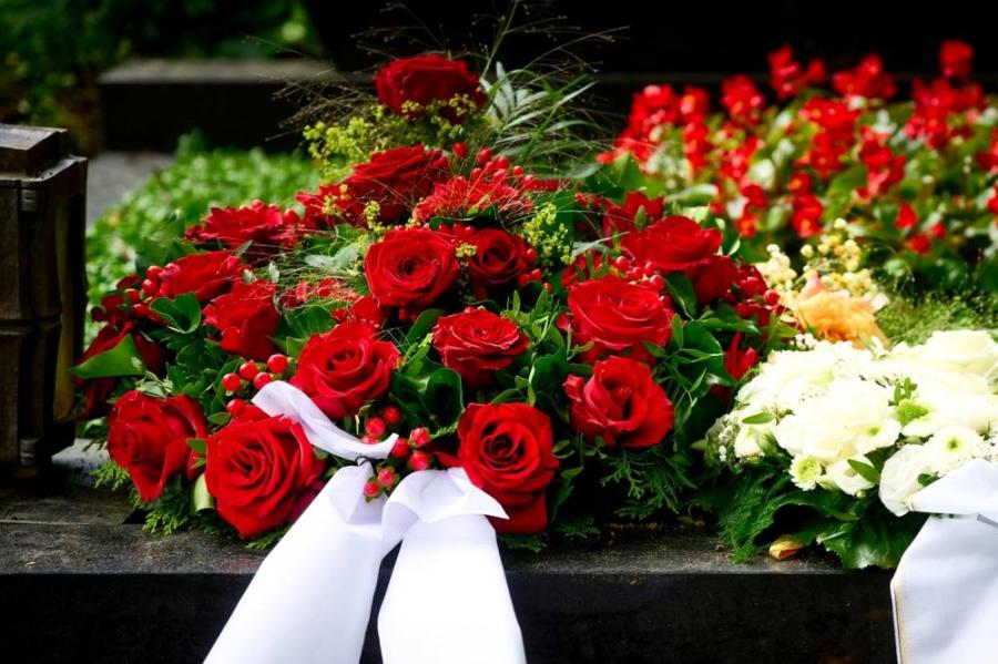 como elegir frases para coronas funerarias